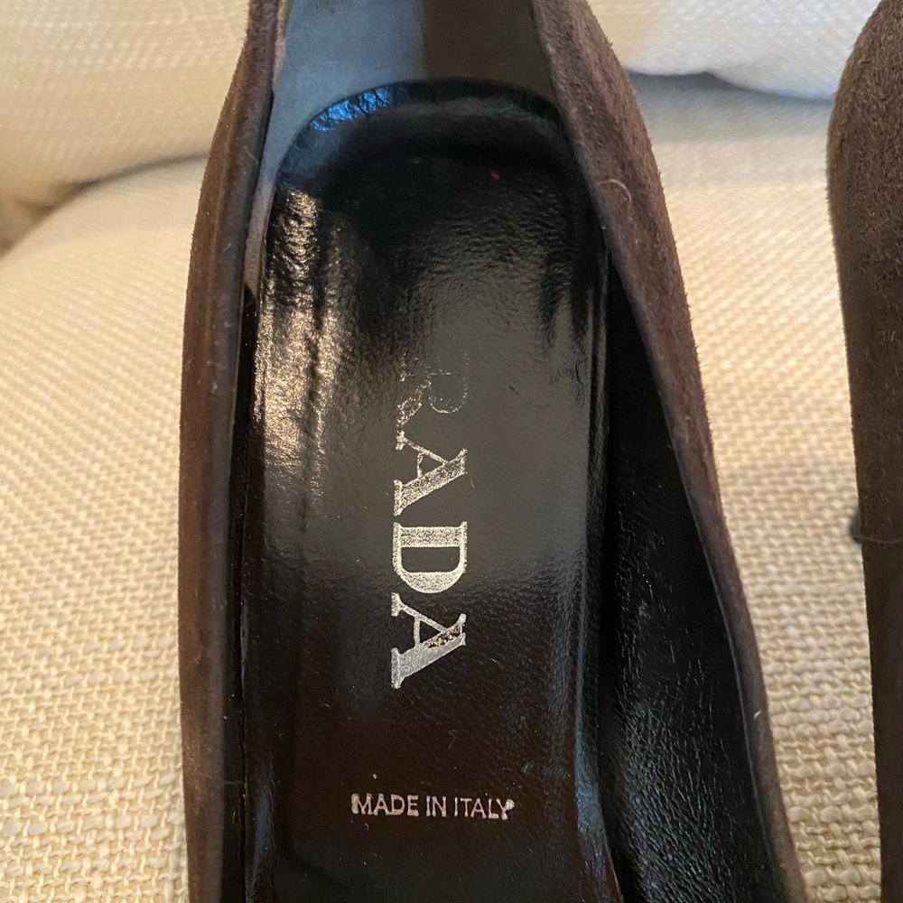 Prada Brown Suede Square Toe w Unique Heel Pump / Womens Size 8 - Picture 4 of 13